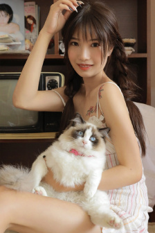 《想享用朋友的妻子》电影